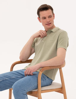 A__k Ye_il Slim Fit Dokulu Polo Yaka Ti__rt