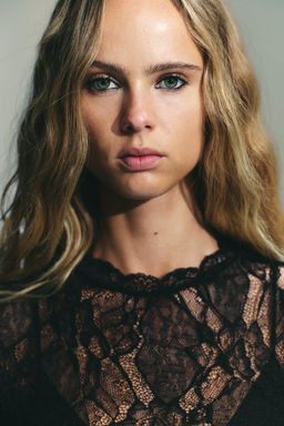 LACE BODYSUIT - Zara фото 3
