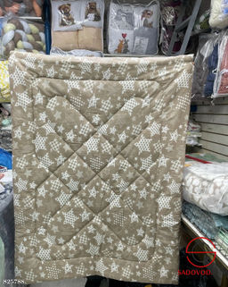 Одеяло на кроватку детское