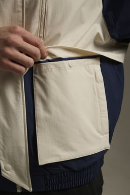 Ветровка с капюшоном Темно-синий/Бежевый - Anta фото 7