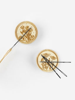 Игольница «Цветы» TEIRA, с магнитом, круглая, d=3 см, набор 2 шт., деревянная