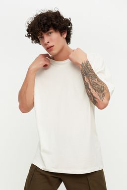 Ekru Oversize/Genis Kesim S?rt Yaz? Bask?l? %100 Pamuklu T-shirt TMNSS21TS1797