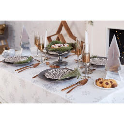 Скатерть новогодняя «Этель» Серебряные снежинки 149×110 ±3 см, 100%хл, 190 г/м²