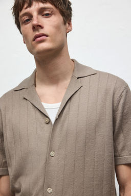 Camisa resort en mezcla de lino Regular Fit - H&m фото 6