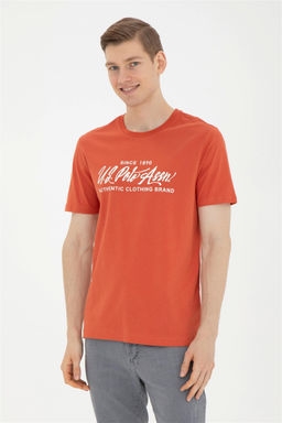 Мужская футболка с пудрой