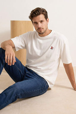Ekru Istakoz Nak__l_ Oversize/Geni_ Kesim %100 Pamuk T-Shirt TMNSS26TS00025