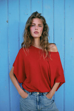 TOP PUNTO MANGA ANCHA / Rojo