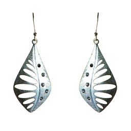 Серьги из белого металла со стразами - Модные истории фото 3