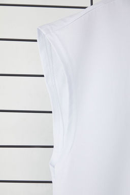 Trendyolmilla Man Beyaz Oversize/Genis Kesim %100 Pamuklu Bask?l? T-Shirt TMNSS25AL00003  фото 6