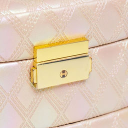 Шкатулка кожзам для украшений сундук Сеть из ромбов. Сливочный перламутр 13х16х23 см - Simaland фото 2