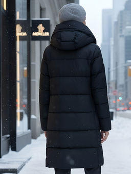 Пальто зимнее утепленное с капюшоном женское черного цвета 1318Ch
