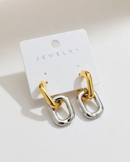 Стильные серьги