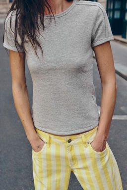 CAMISETA CONTRASTES / Gris vigor? - Zara фото 3