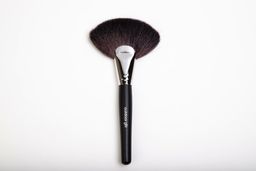 OG 32-01 Кисть косметическая для макияжа ВЕЕРНАЯ натуральная щетина