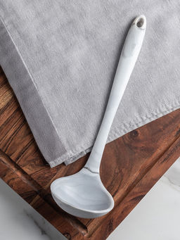 Половник 28,5x8,5x6,5 белый силикон, нейлон