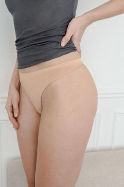 TANGA SEAMLESS / rosa claro - Zara фото 3