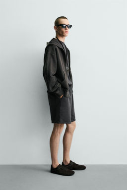 BERMUDA JOGGER B?SICA LAVADA / Antracita oscuro