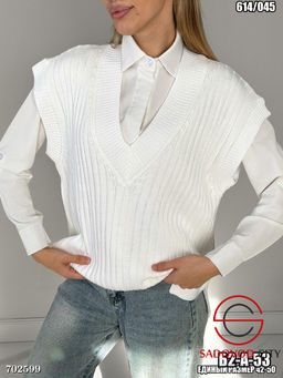 Женская жилетка вязаная