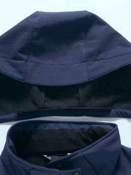 Ветровка женская софтшелл виндстоппер с капюшоном спортивная темно-синего цвета 9616_1TS