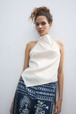 Top asim?trico con escote halter - H&m фото 2