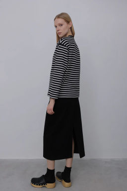 Черно-белый лонгслив в горизонтальную полоску - Incity фото 5