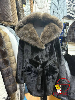Шуба женская из искусственного меха
