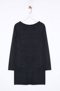 TRENDYOLMILLA Siyah Y?kamal?/Soluk Efektli Skater/Belden Ac?lan Mini Orme Elbise TWOSS25EL00066