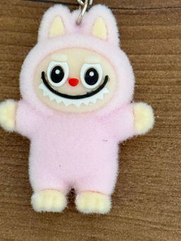 60917 Брелок лабубу