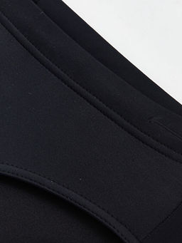 Standart Kal?p Esnek Kuma?tan Erkek Slip Mayo