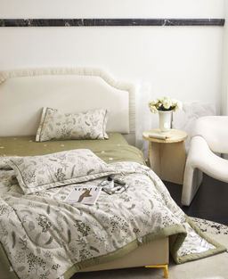 Одеяло MENCY Двухстороннее с простыней на резинке и наволочками ODMENDR013