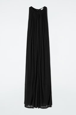 VESTIDO LARGO CON CUELLO HALTER FRUNCIDO