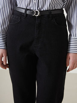 Beli Kemerli Mom Fit Kad?n Jean Pantolon