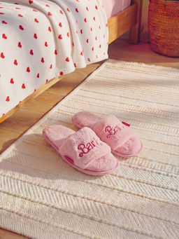 Barbie Nak??l? Pel?? Kad?n Ev Terli?i