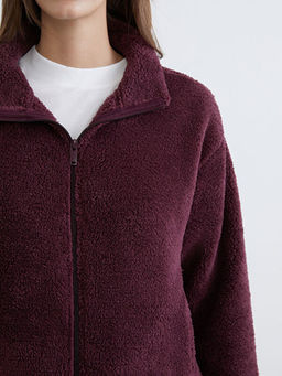 Dik Yaka Kad?n Pel?? H?rka