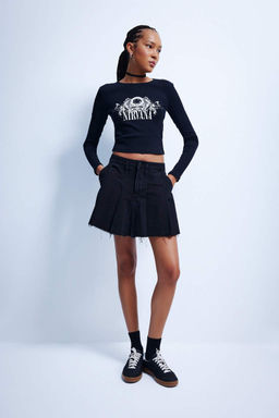 Nirvana Приталенная футболка с круглым вырезом в рубчик и длинными рукавами - Defacto фото 3