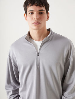 Dik Yaka Erkek Sweatshirt