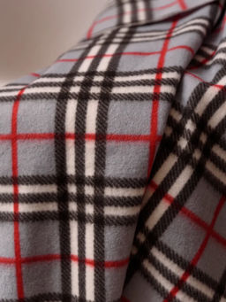 Флисовый плед 130x160 см с принтом PF130, двусторонний: Для дома, дивана, пикника, машины, путешествий - Bio-Line