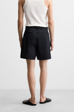 PLEATED BERMUDA SHORTS WITH BELT - Zara фото 3