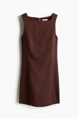 Vestido de sarga con escote cuadrado