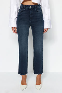 TRENDYOLMILLA Gece Mavisi More Sustainable Yuksek Bel Comfort Straight Jeans TWOAW24JE00091
