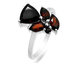 Кольцо из серебра гранат, Марина