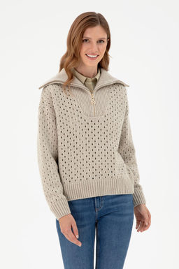 Женский свитер с камнями Неожиданная скидка в корзине