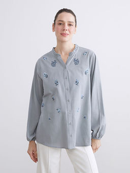 Ka??k Yaka ?i?ekli Kad?n G?mlek