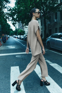 KNIT TROUSERS WITH TURN-UP HEMS - Zara фото 8