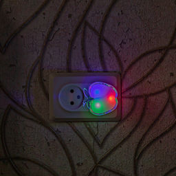 DTL-308-Яблоко/RGB/3LED/0,5W Светильник-ночник. Без выключателя. Блистер