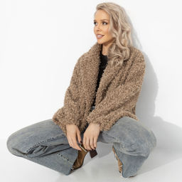 Розыгрыш. Полупальто из экомеха, Слишком заметна (oversize, 50-56)