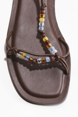 Sandalias de tiras con cuentas - H&m фото 4