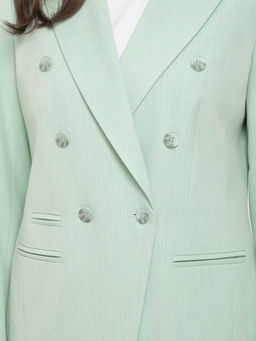 Жакет с фигурным краем борта