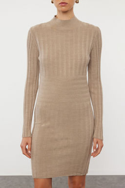 Vizon Mini Triko Dik Yaka Elbise TWOAW22EL0021 - Trendyolmilla фото 3