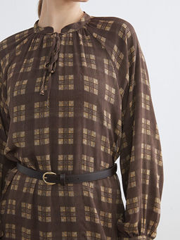 Ba?lamal? Yaka Ekose Elbise